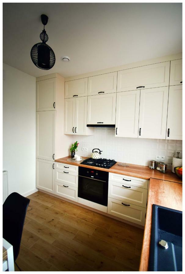 Color 24 Premium Apartment Stalowa Wola Bagian luar foto