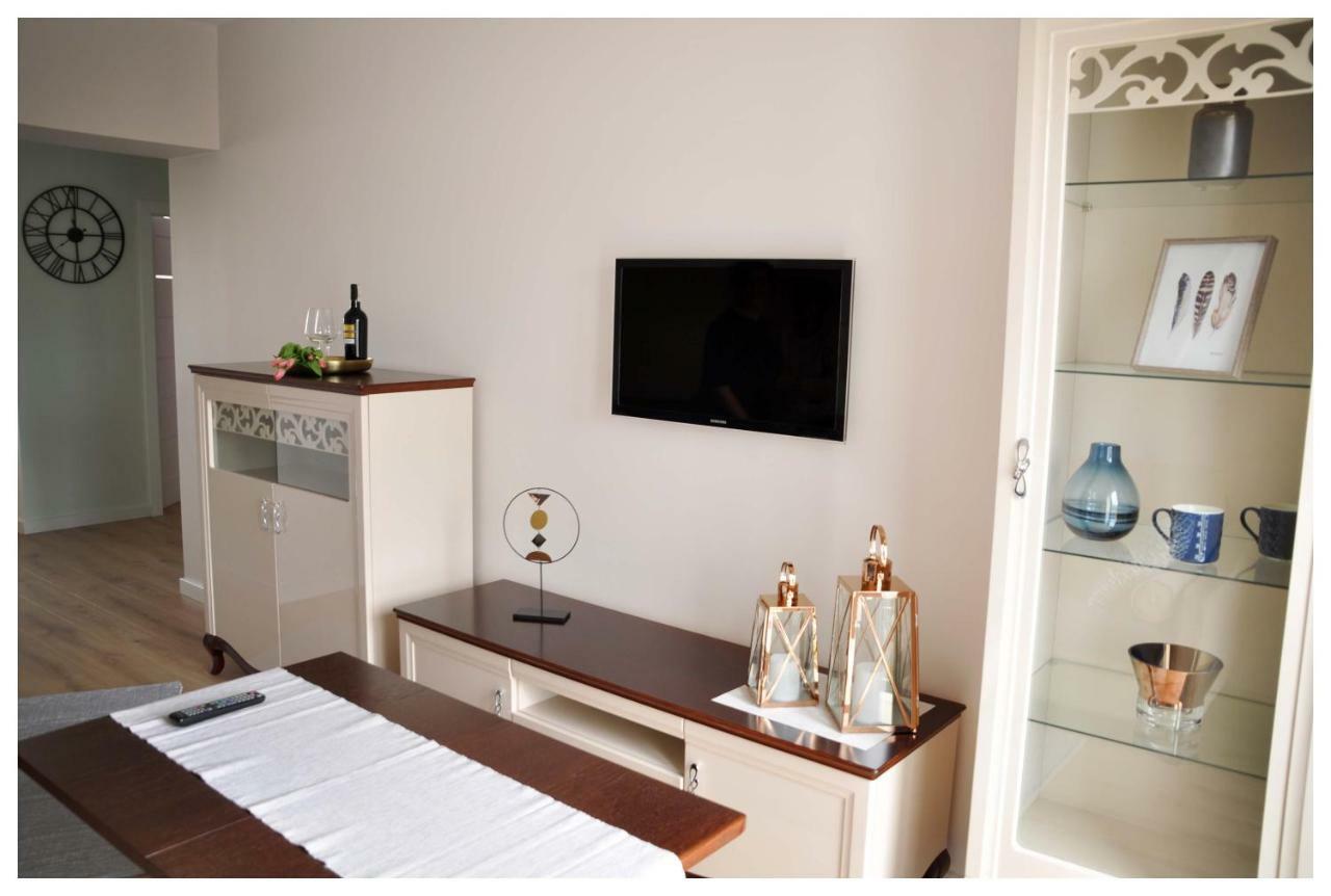 Color 24 Premium Apartment Stalowa Wola Bagian luar foto