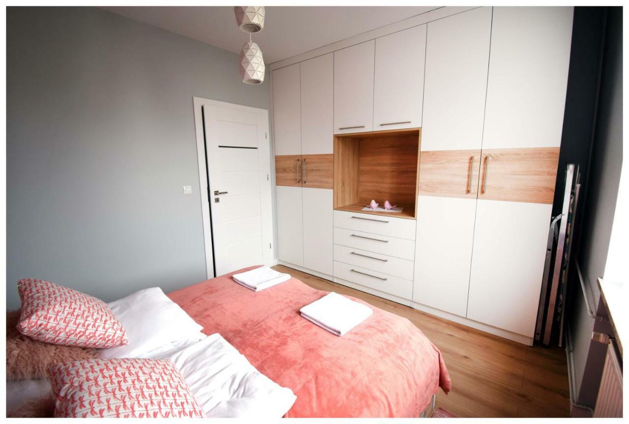 Color 24 Premium Apartment Stalowa Wola Bagian luar foto