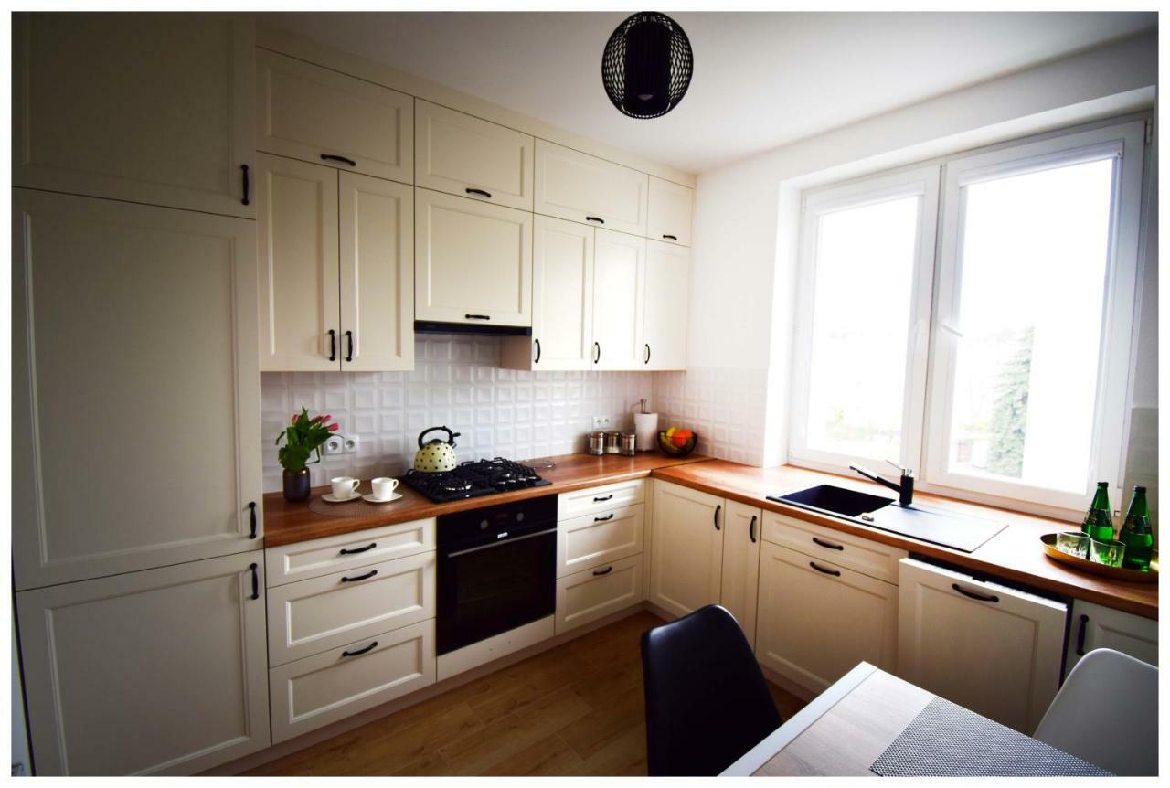 Color 24 Premium Apartment Stalowa Wola Bagian luar foto