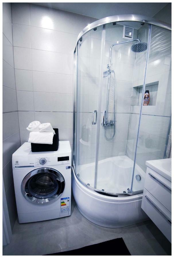 Color 24 Premium Apartment Stalowa Wola Bagian luar foto